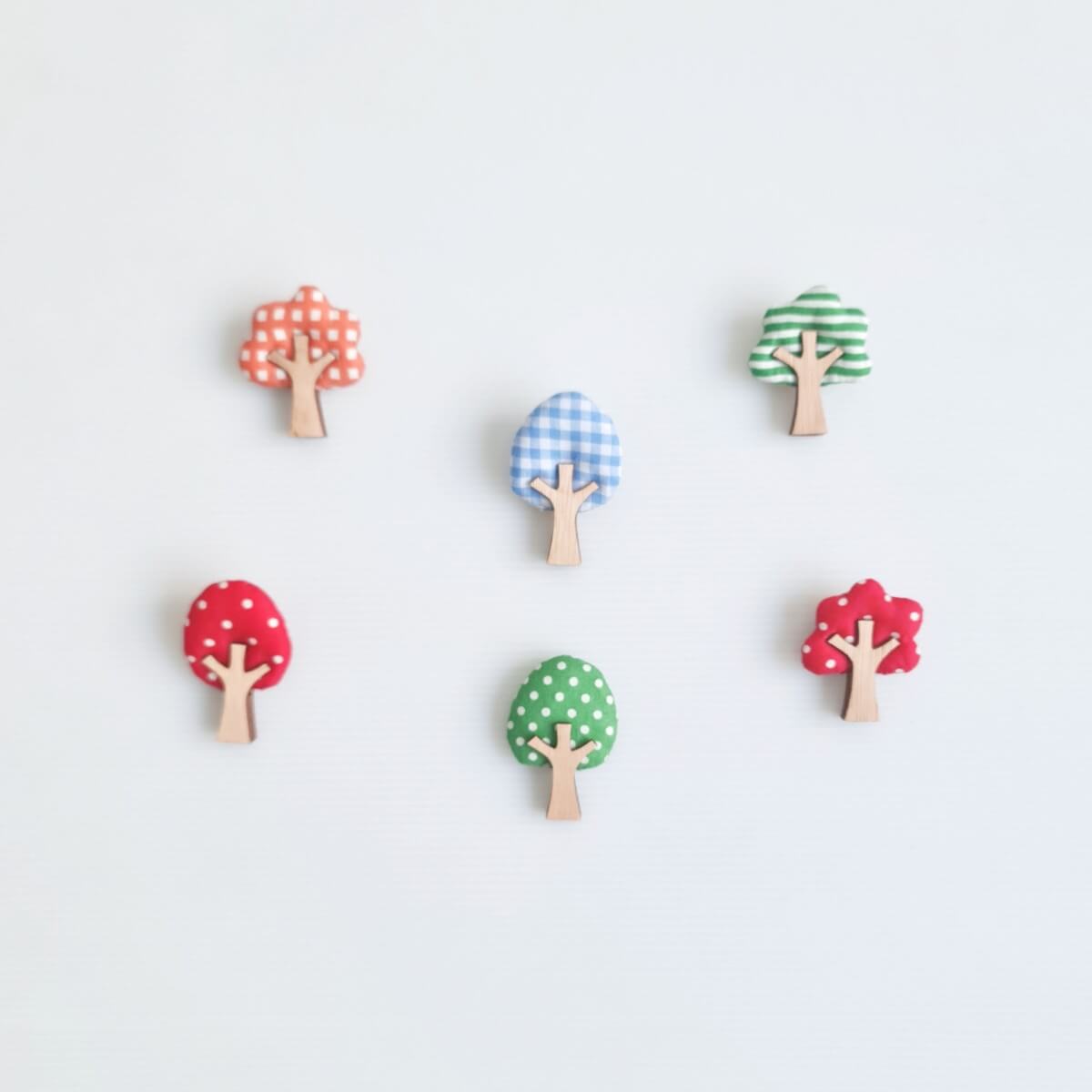 Green Panache Tree Brooch